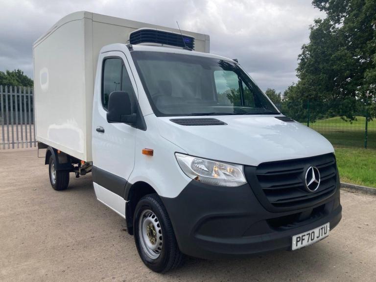 2021 Mercedes-Benz Sprinter 3.5t Progressive Chassis Cab CHASSIS CAB DIESEL Manual