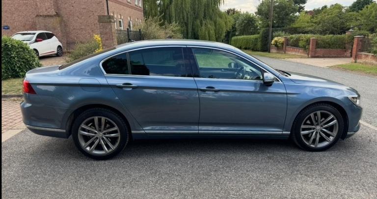 2016 VOLKSWAGEN PASSAT GT 2.0 TDi BLUEMOTION TECH 10 SERVICE STAMPS CAMBELT DONE