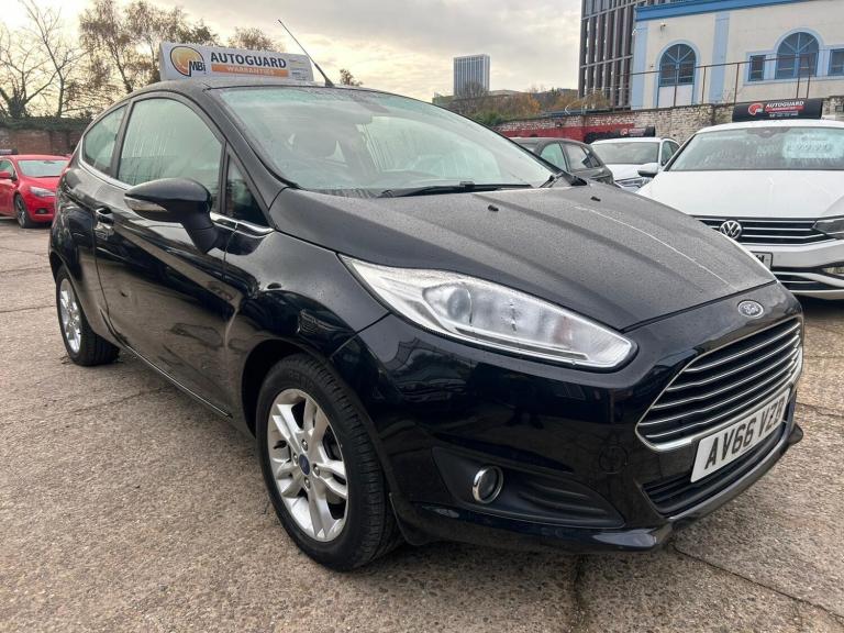 image for 2016 Ford Fiesta 1.25 82 Zetec 3dr HATCHBACK PETROL Manual