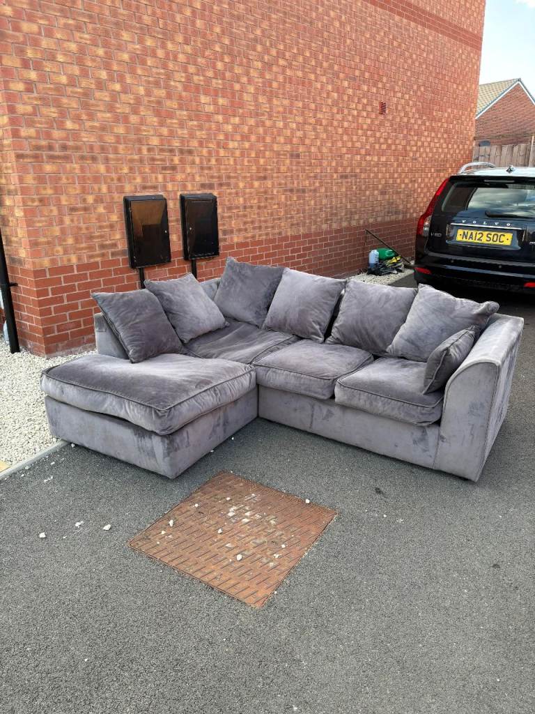 Grey plush velvet Lshape corner sofa (excellent condition)