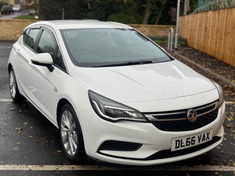 2016 Vauxhall Astra 1.6 CDTi 16V Design 5dr HATCHBACK Diesel Manual