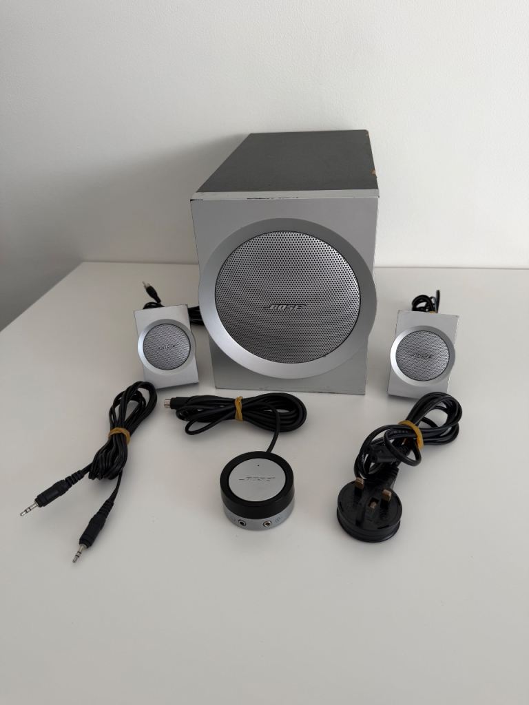Bose Companion 3 Multimedia Speaker System 