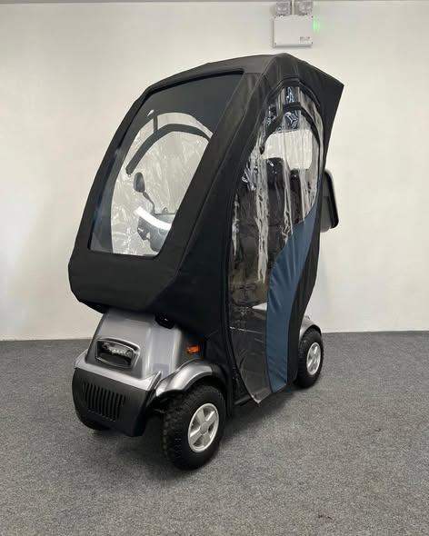 Pre-Owned TGA Breeze S4 GT with Solid Canopy & Sides Mobility Scooter