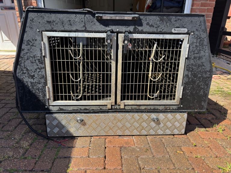 Dog animal transit box and drawers