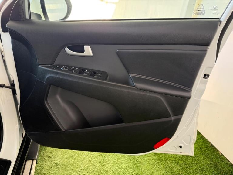 2015 Kia Sportage 2.0 CRDi KX-3 AWD Euro 5 5dr ESTATE Diesel Manual