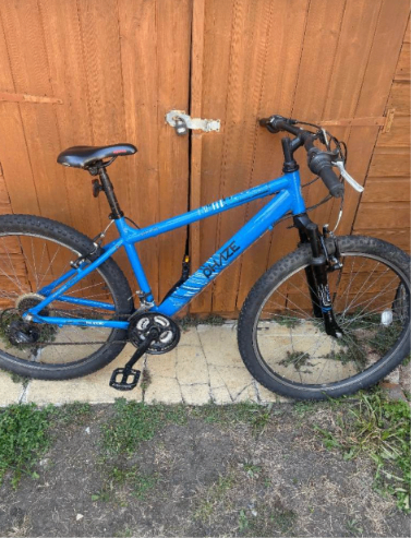 Apollo Phaze blue Mountain Bicycle - 17" frame 27.5" Wheels Ready to Ride