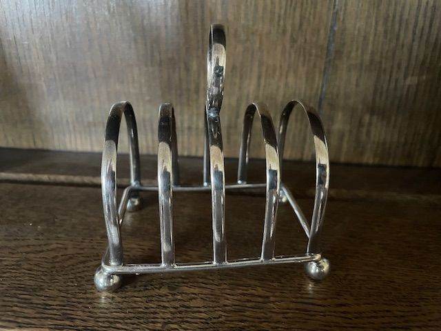 Vintage Silver Plate (EPNS) Toast Rack On Ball Feet