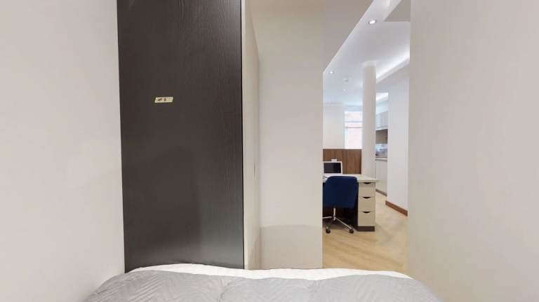 Studio Apartment – Manchester City Centre