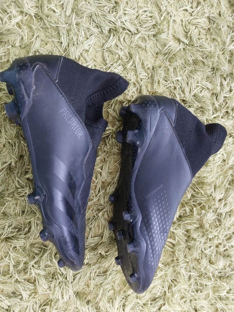 Adidas predator football boots 