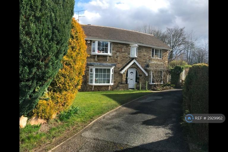 5 bedroom house in East Causeway Vale, Leeds, LS16 (5 bed) (#2929962)
