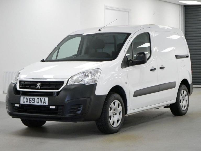 69 PEUGEOT E-PARTNER 49 KWH L1 SWB SE AUTO ELECTRIC 5 DOOR
