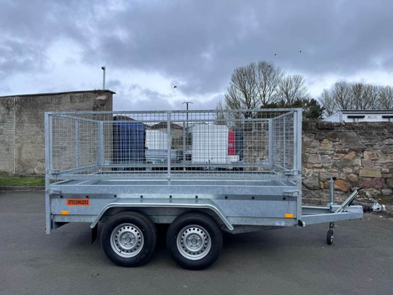 BRAND NEW 10FT X 5FT TWIN AXLE HEAVY DUTY TRAILER WITH 80CM MESH 2700KG