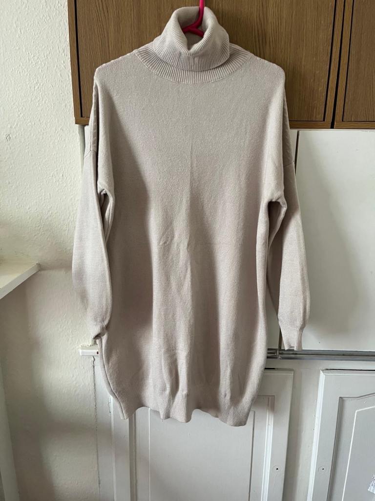 Brand New Charli oversized beige turtleneck sweater dress
