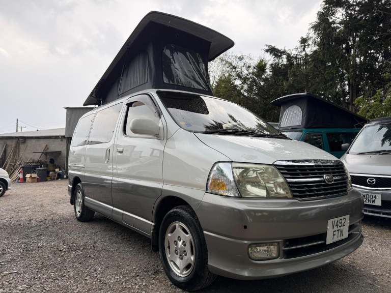 Toyota GRAND Hiace GRAND POP TOP 4 BERTH NEW FULL CAMPER CONVERSION AUTO LPG