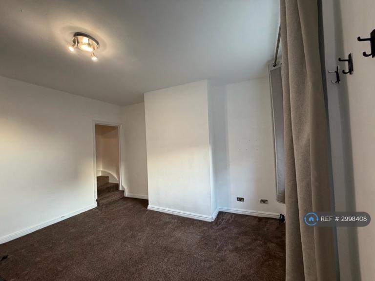 2 bedroom house in Nuttall Road, Bradford, BD3 (2 bed) (#2998408)