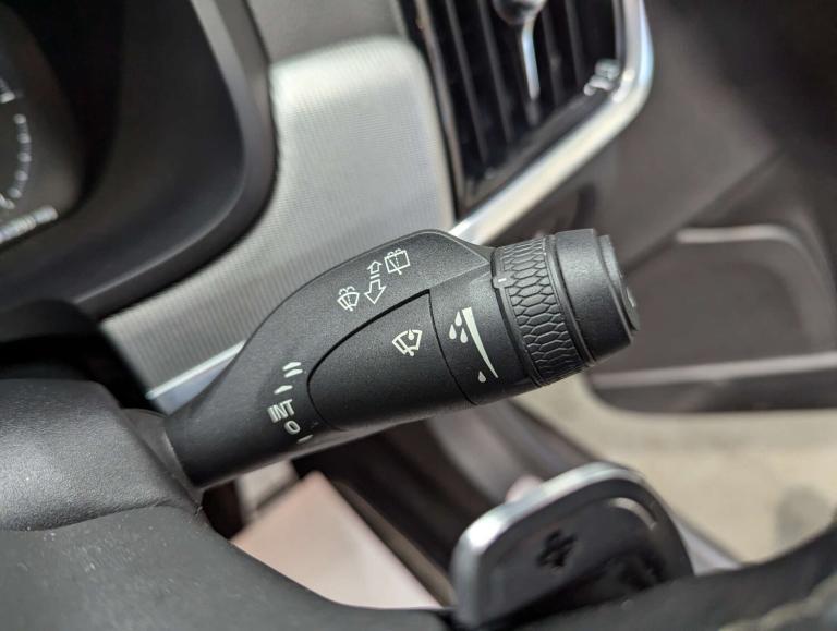 2019 Volvo V90 2.0 V90 R-Design+ T8 PHEV AWD Auto 4WD 5dr Estate Hybrid Automatic