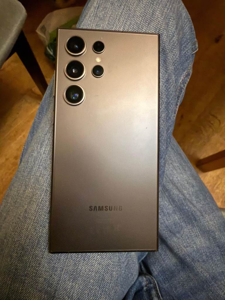 Samsung S24 Ultra 512GB – Grey, Excellent Condition