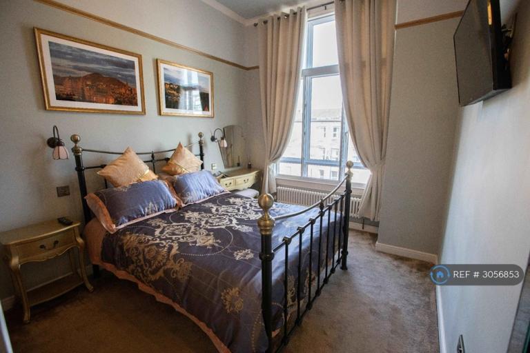1 bedroom flat in Lothian Road, Edinburgh, EH3 (1 bed) (#3056853)