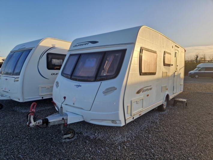 2011 Lunar Quasar 524 Used Caravan