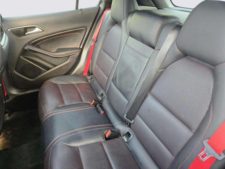 2016 Mercedes-Benz GLA GLA 220d 4Matic AMG Line 5dr Auto [Prem Plus] ESTATE DIESEL Automatic