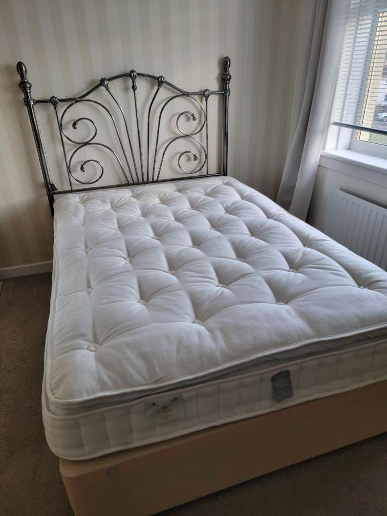 Harrison Spinks Flaxby Collection Luxury Double Mattress. Includes bed divan base with drawers.