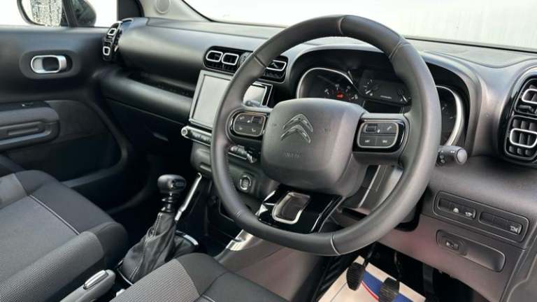 2022 Citroen C3 Aircross 1.2 PureTech Shine SUV 5dr Petrol Manual Euro 6 (s/s) (110 ps) Manual Es...