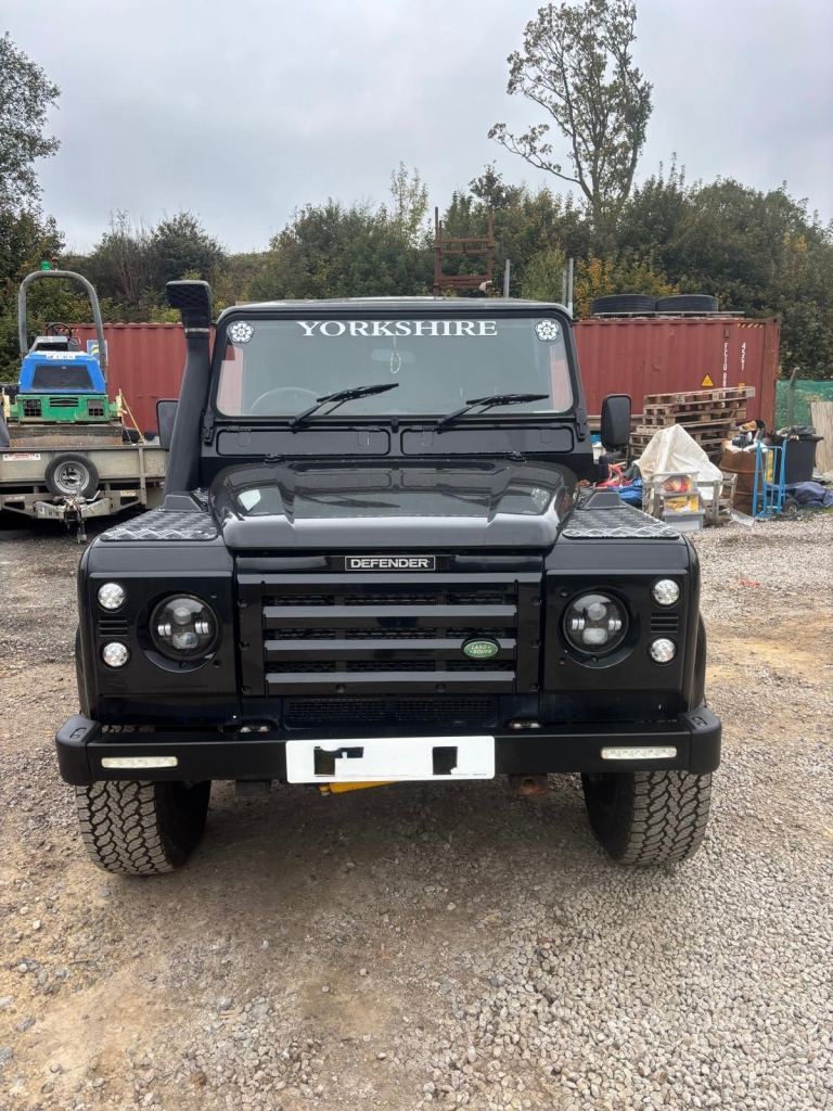 Land Rover, DEFENDER, Panel Van, 2001, Manual, 2495 (cc)