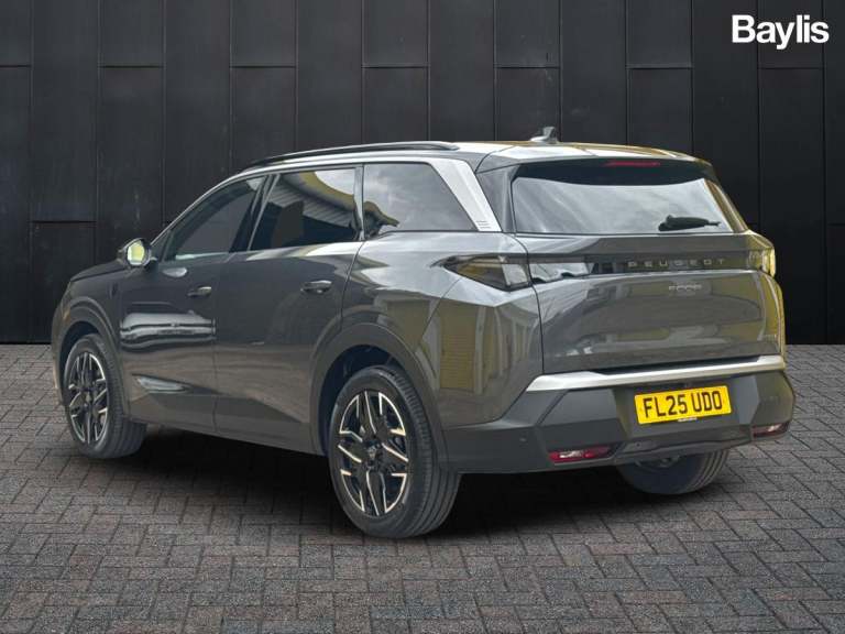 2025 Peugeot 5008 1.2 Hybrid 136 GT 5dr e-DSC6 HATCHBACK PETROL Automatic