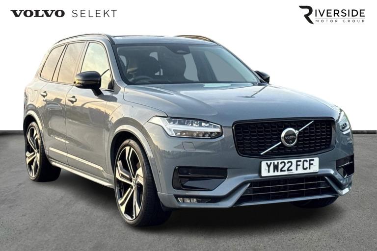 2022 Volvo XC90 Ultimate, B5 AWD mild hybrid, Petrol, Dark, 7 Seats Estate Petrol Automatic