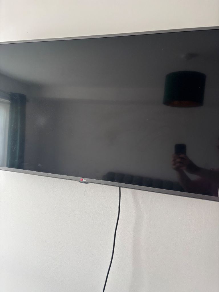LG 50 inch flat screen tv 