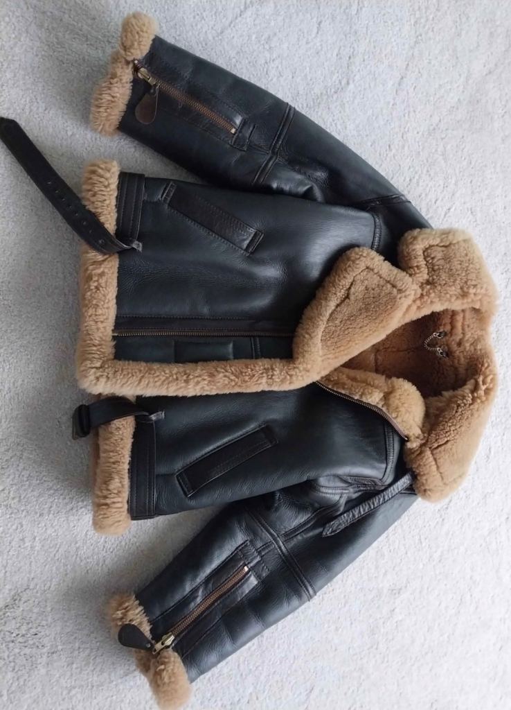 Genuine Irvin flying jacket (Size12)