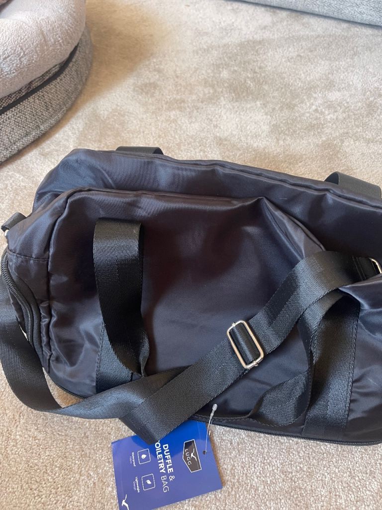 Duffle bag and toilet art bag 