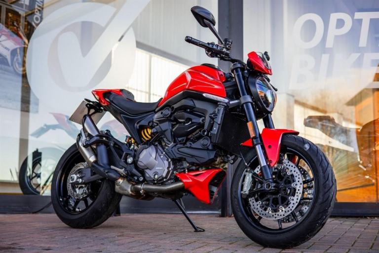 Ducati Monster 937 PLUS ! TAIL TIDY ! STUNNING