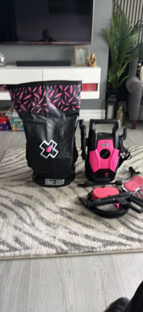 Muc-Off Pressure Washer – Pink, Good Condition