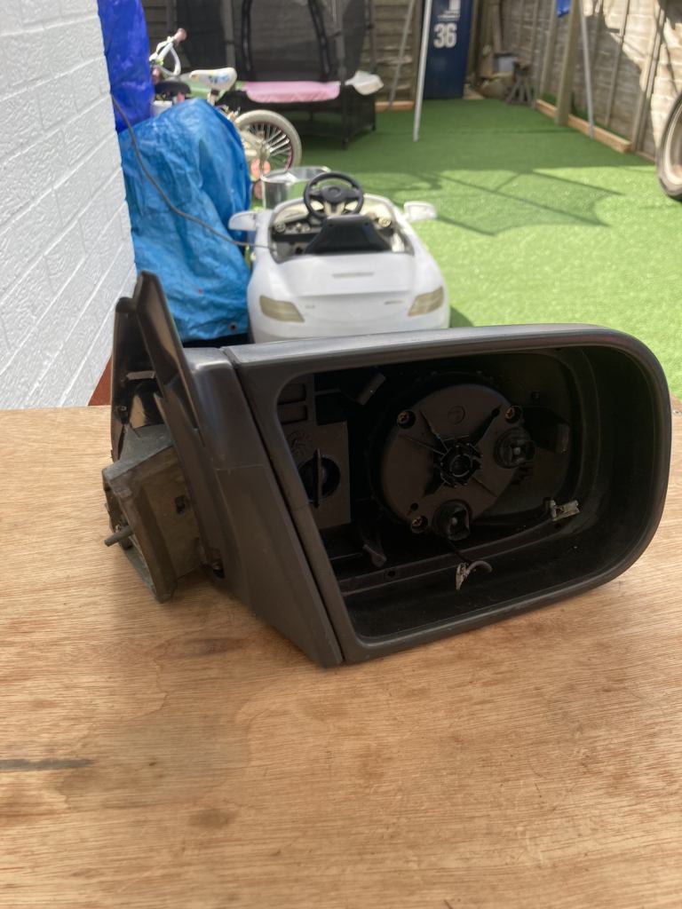 VAUXHALL SENATOR B DOOR MIRROR (A)