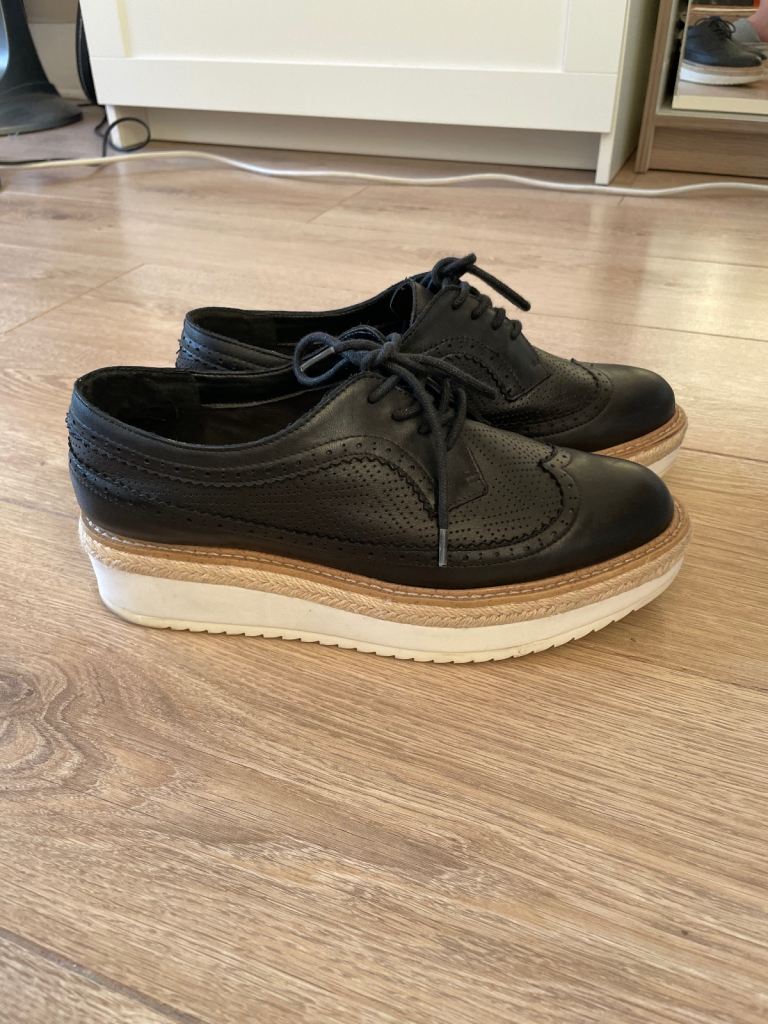 Women shoes 
