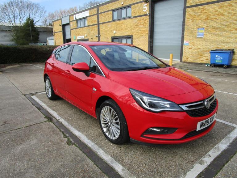 2019 Vauxhall Astra 1.0i Turbo ecoTEC Elite Nav Hatchback 5dr Petrol Manual