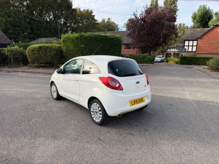 Ford, KA, Hatchback, 2015, Manual, 1242 (cc), 3 doors