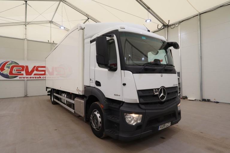 2019 (19 PLATE) Mercedes Benz Antos 1824 4x2 Euro 6 Refrigerated