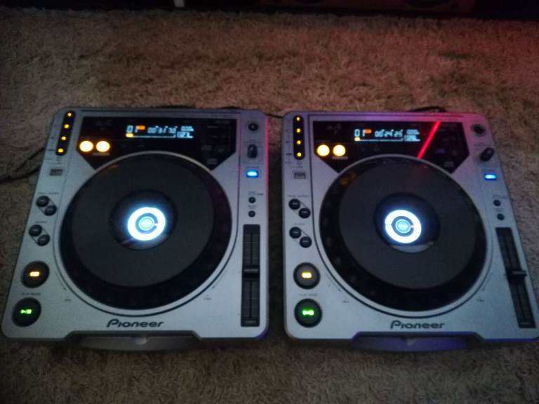 Pioneer CDJ-800 DJ Cd Decks Turntables
