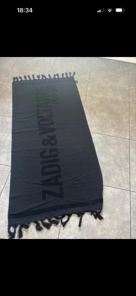 ZADIG & VOLTAIRE Black Scarf / Shawl – As Good As New