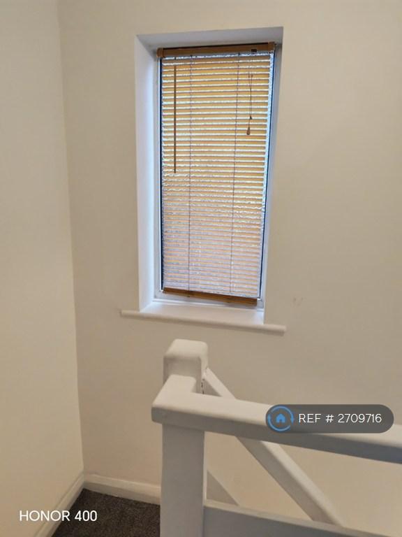 3 bedroom house in Maple Avenue, Whitefield, Manchester, M45 (3 bed) (#2709716)