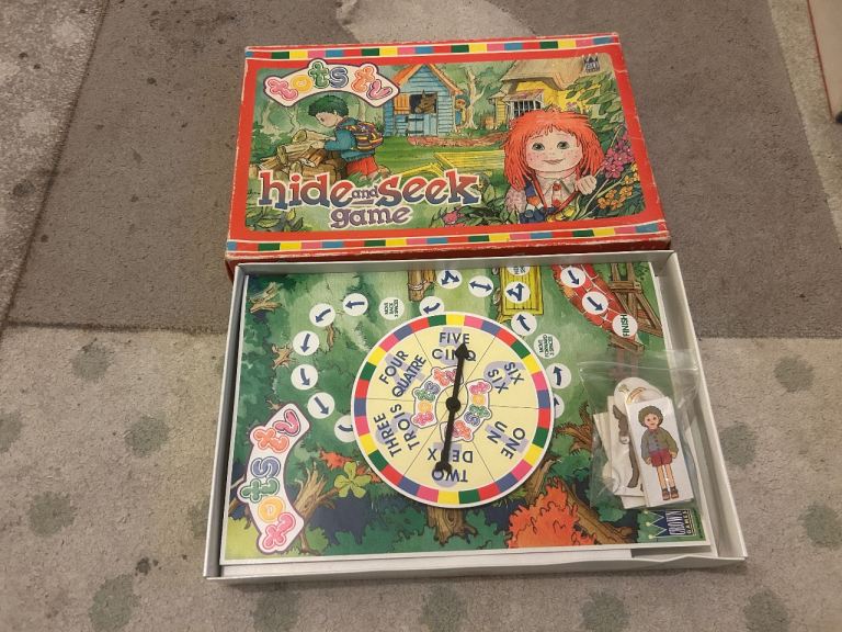 Tots tv game hide and seek