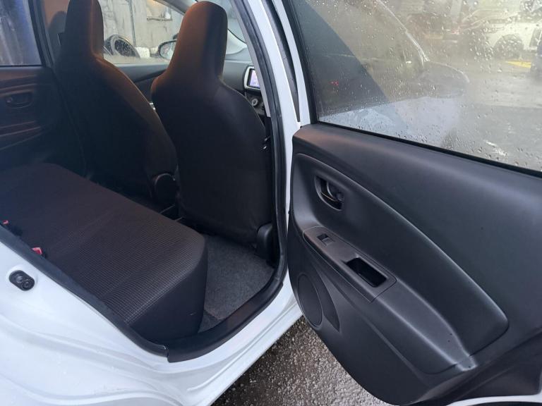 2014 Toyota Yaris 1.0 VVT-i Multidrive S 5dr ULEZ Hatchback Petrol Automatic