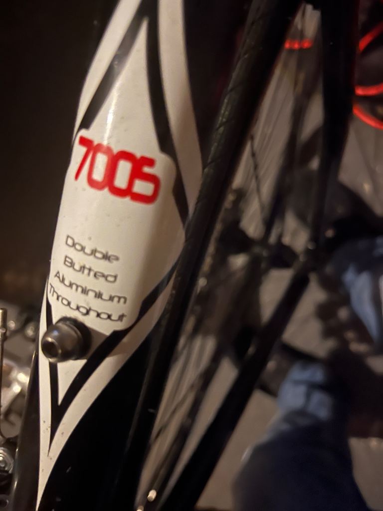 Carrera Vanquish 705