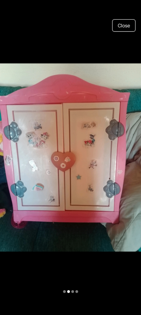 Build-A-Bear Wardrobe with 2 Teddies and Clothes