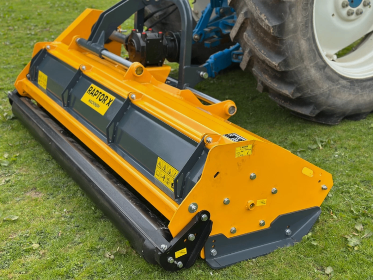 Heavy Duty 240 Flail Mower Side shift (Hammer Flails) for tractor Rear Door - Hydraulic Side Shift