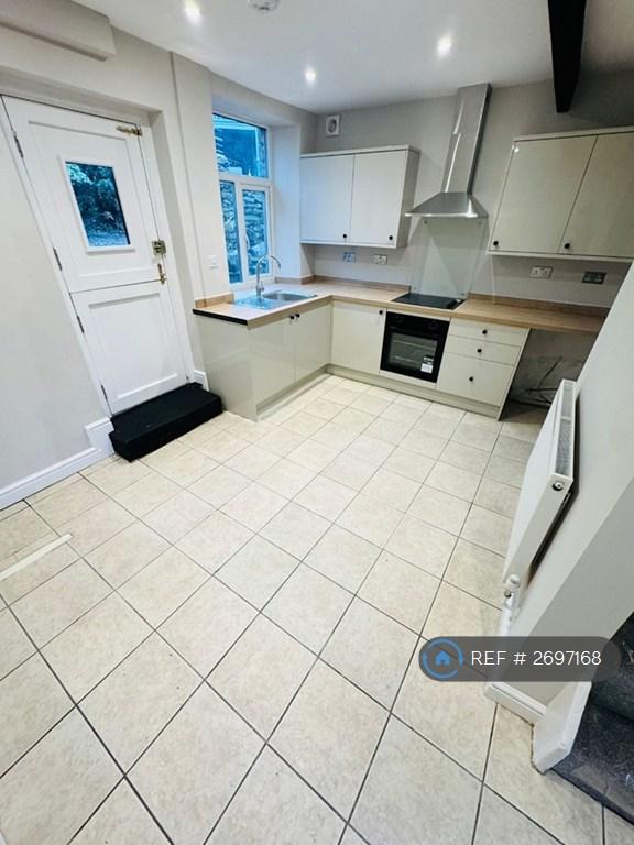 3 bedroom house in The Ashes, Glossop, SK13 (3 bed) (#2697168)