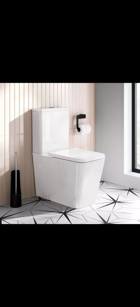 Toilet pan, seat & cistern