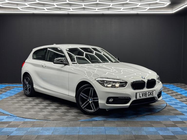 2018 BMW 1 Series 118d Sport 3dr [Nav/Servotronic] HATCHBACK DIESEL Manual